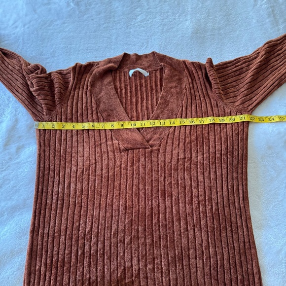 One Grey Day London Veloutino Dress in Canyon - Picture 4 of 5